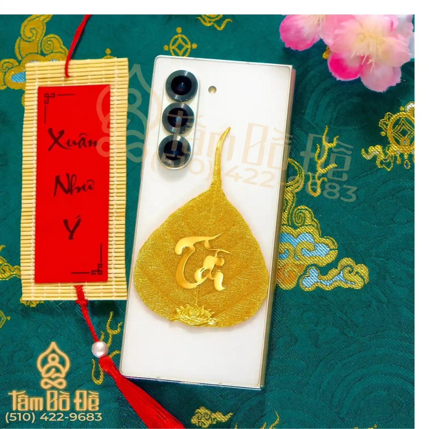 Calligraphy "TÀI" 24K Gold-Plated Bodhi Leaf Phone Case Charm
