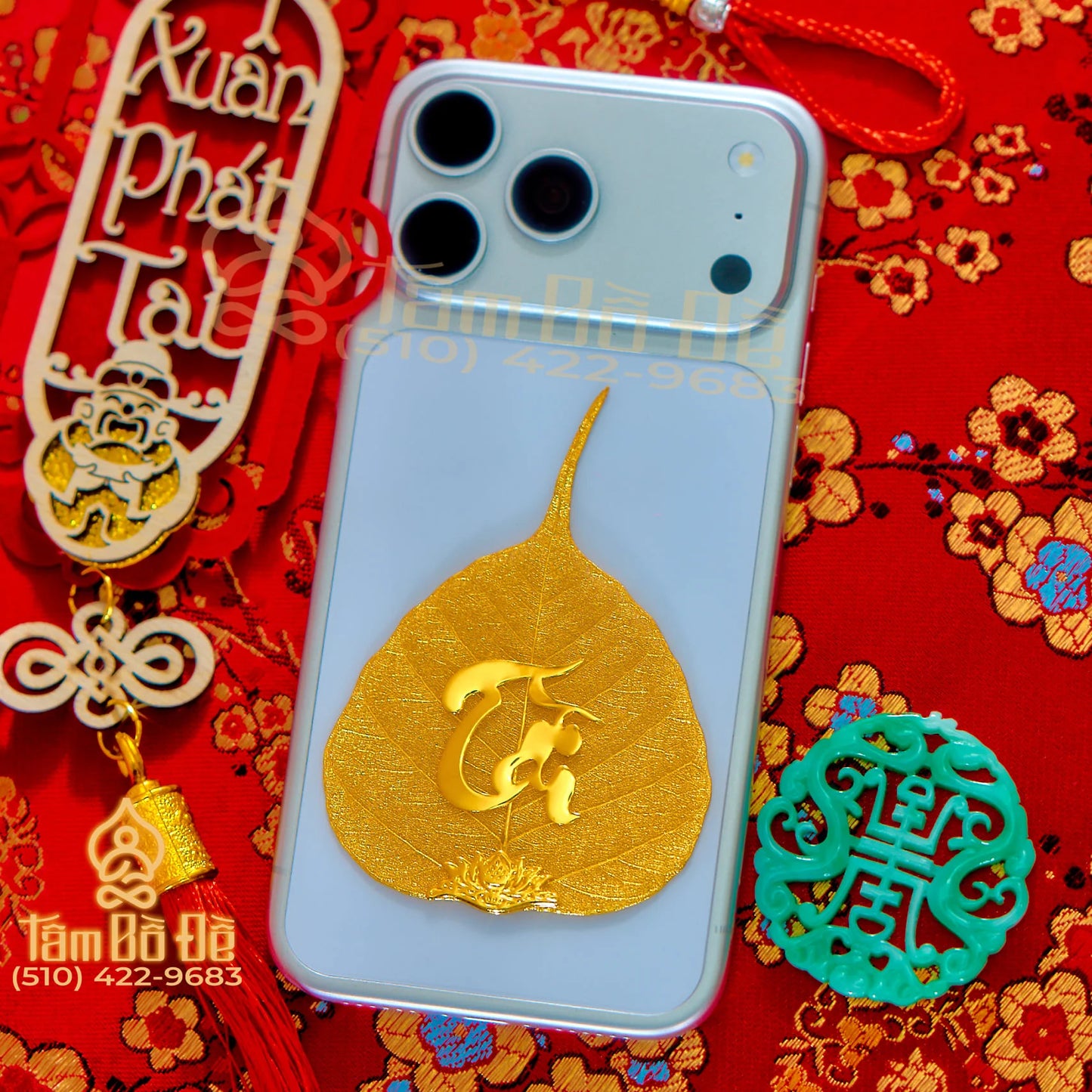 Calligraphy "TÀI" 24K Gold-Plated Bodhi Leaf Phone Case Charm
