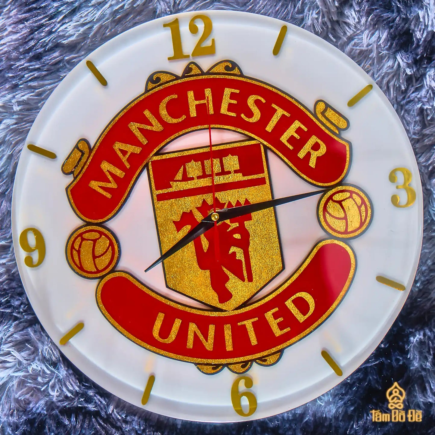 Manchester United Gold-Plated Wall Clock
