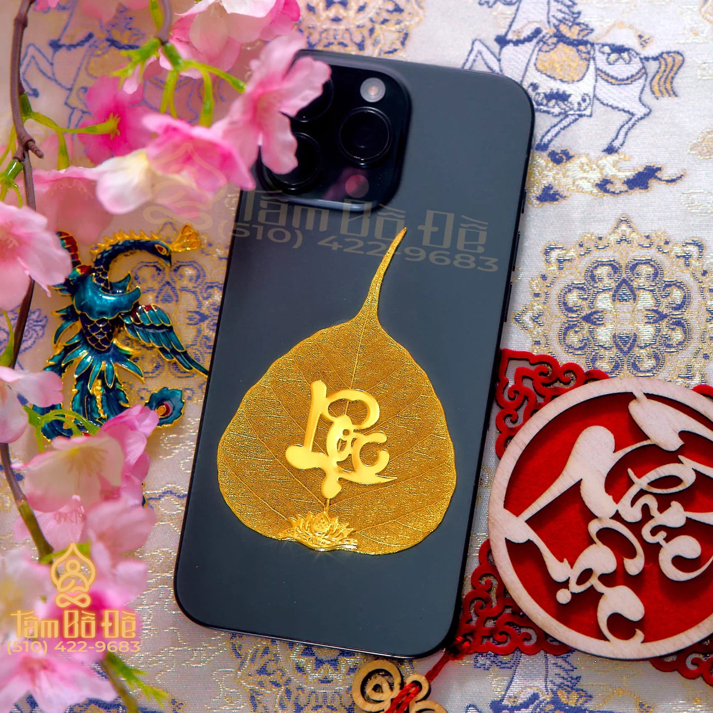 Calligraphy "LỘC" 24K Gold-Plated Bodhi Leaf Phone Case Charm