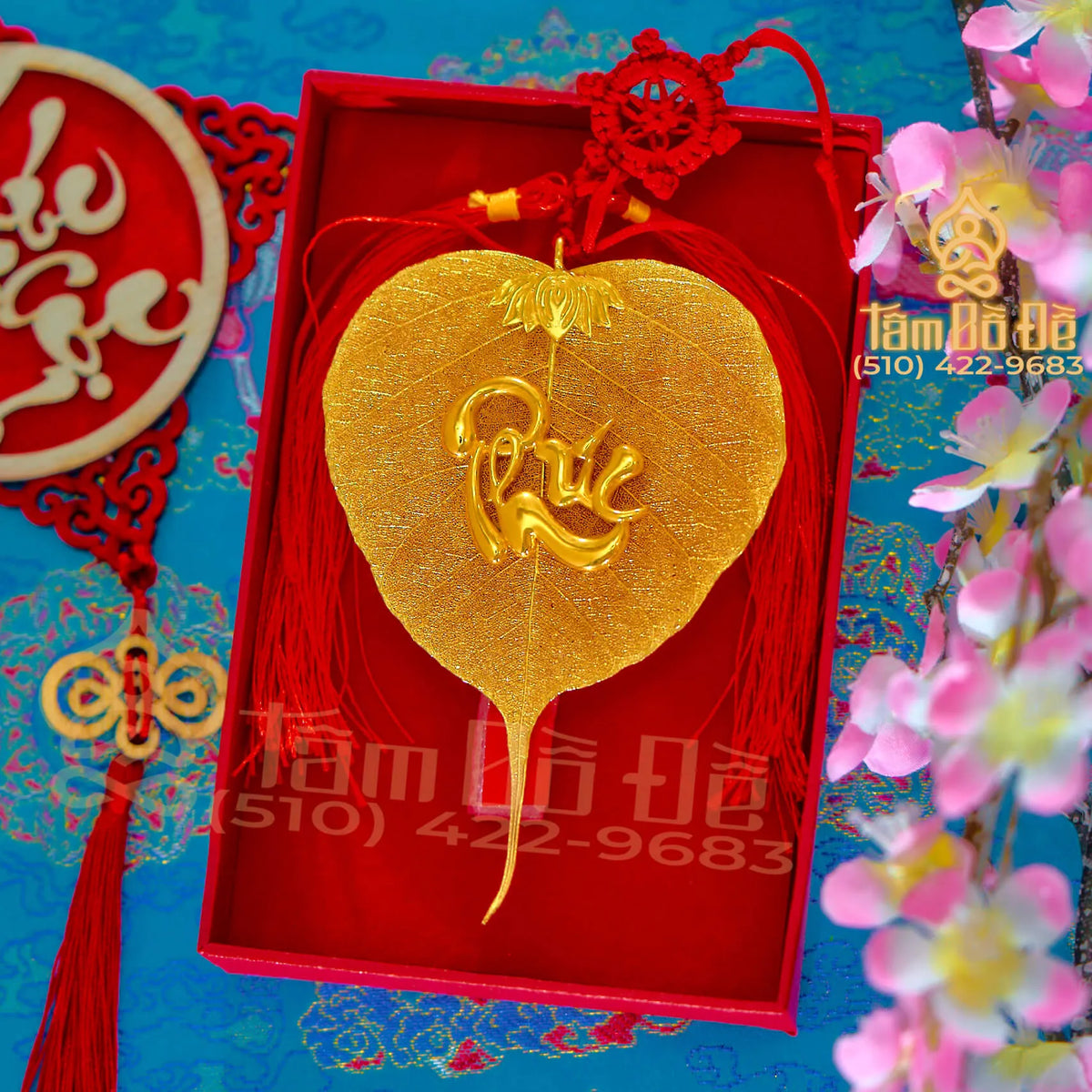 Lotus & Calligraphy "PHÚC" 24K Gold-Plated Bodhi Leaf Car Hanging Charm